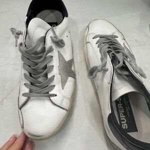 Golden Goose Size 40 Super Star